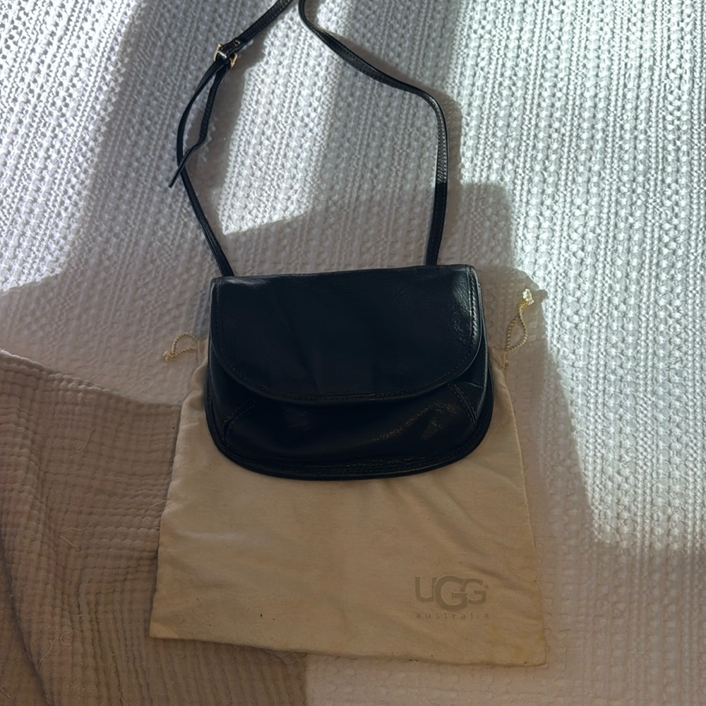 Black UGG, Crossbody bag